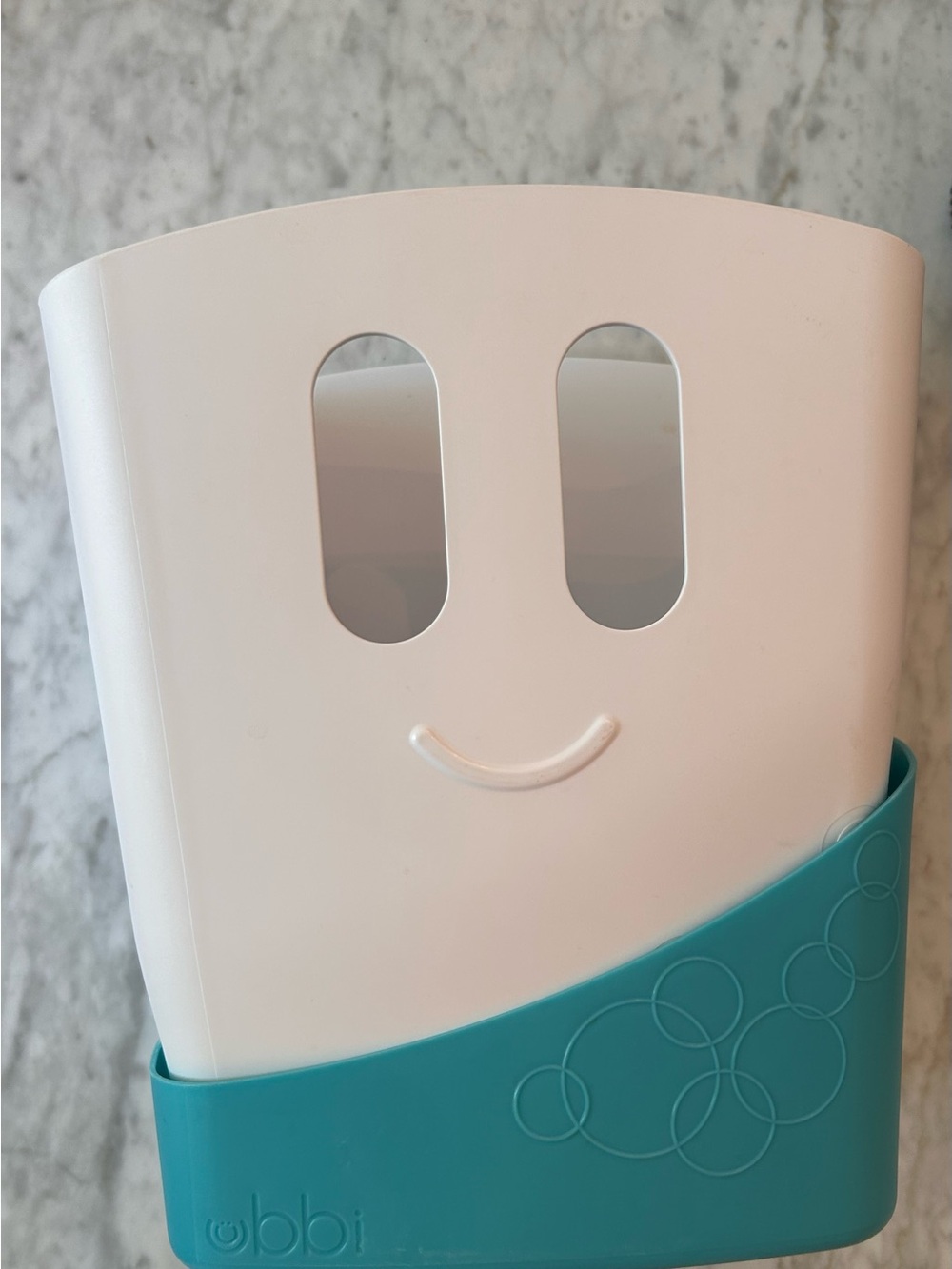 Baby and Child Bath Accessory for drying toys in tub